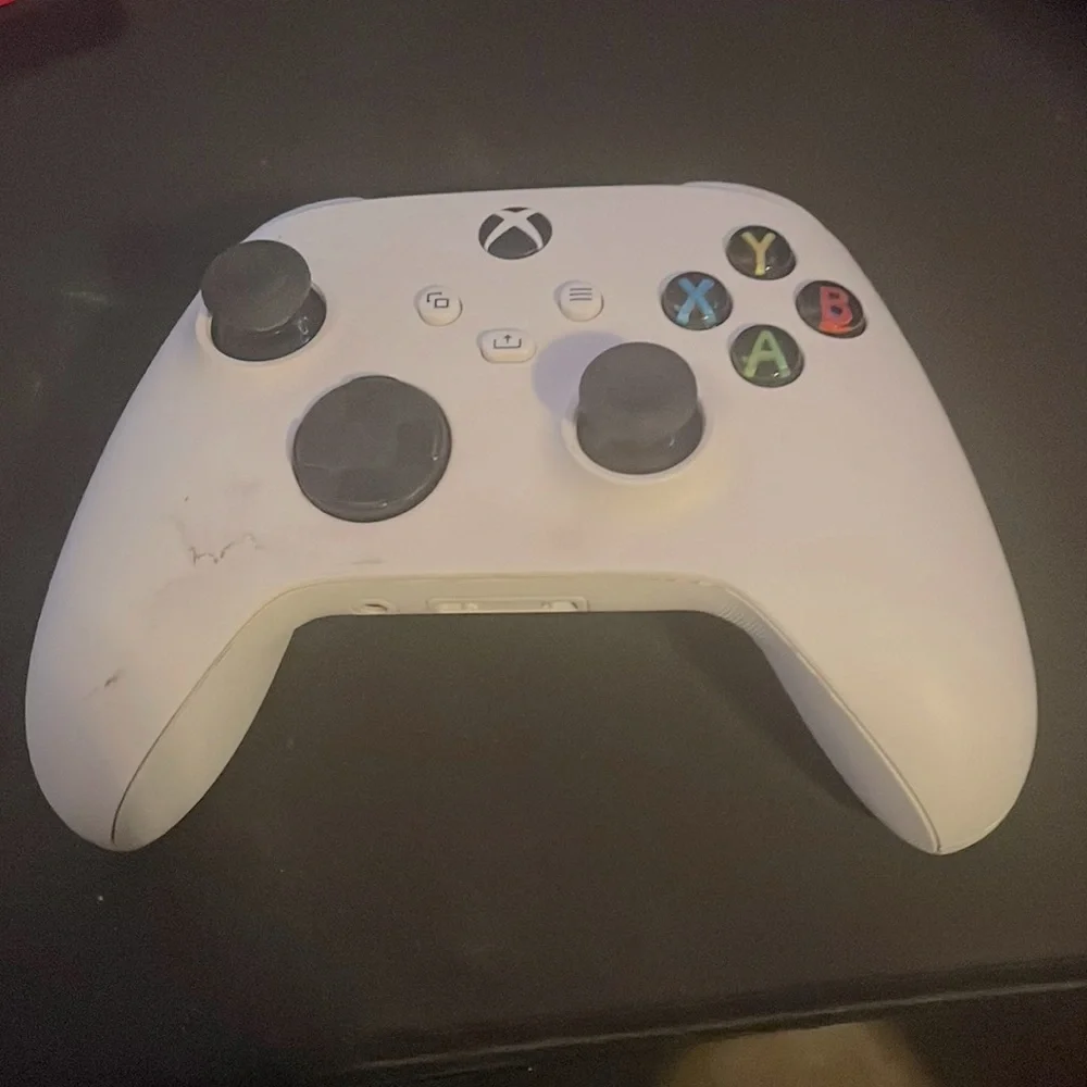 Xbox controller - Picture 1 of 1